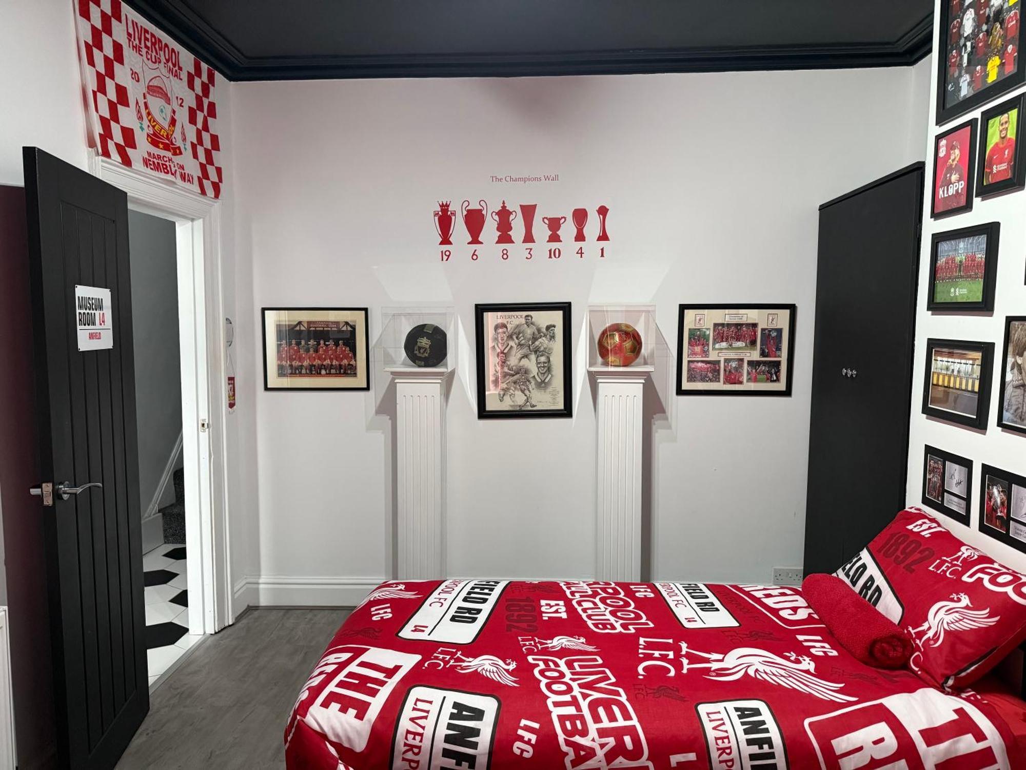 Anfield Abode - Entire Lfc Themed House Villa Liverpool Exteriör bild