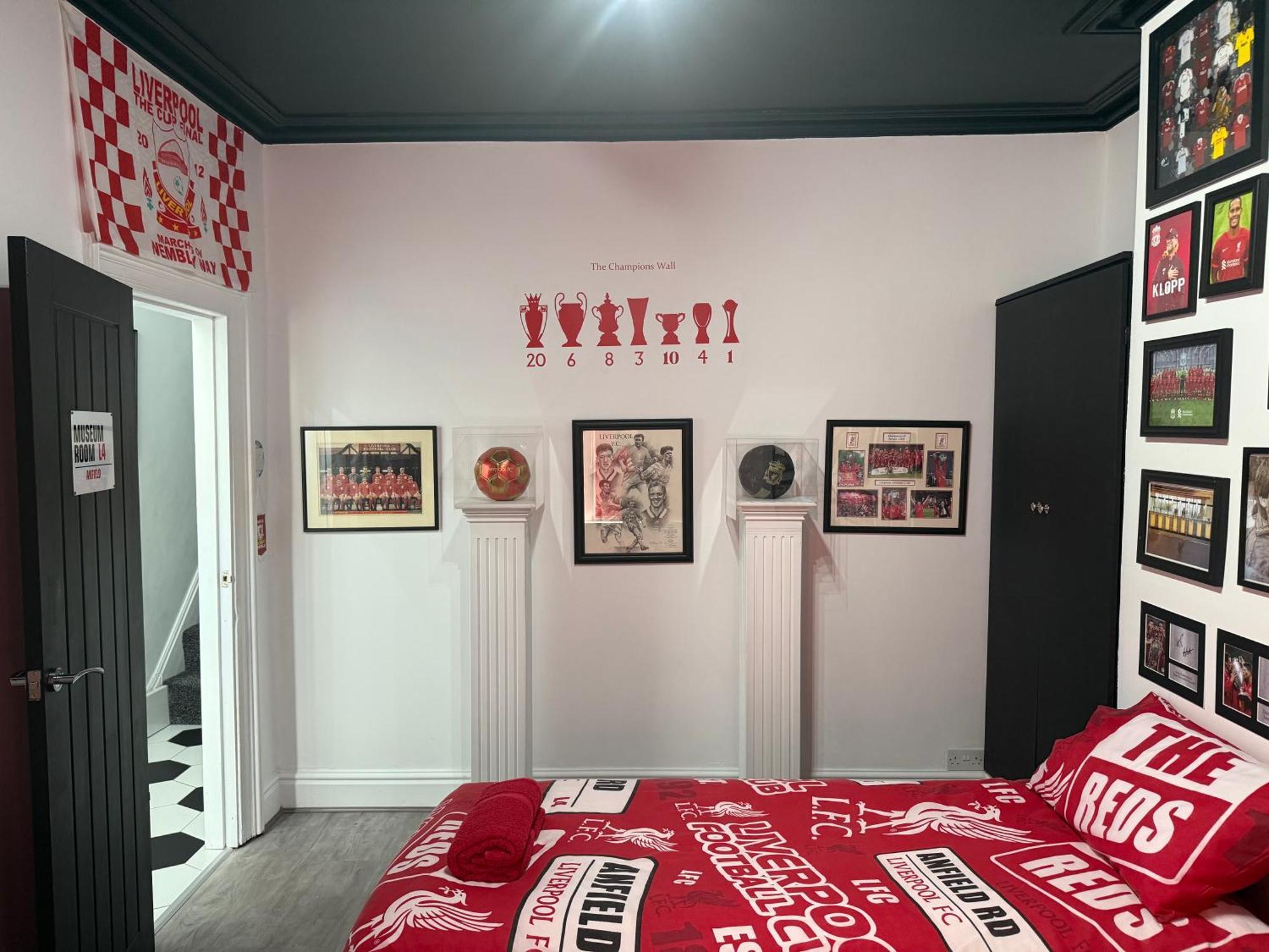 Anfield Abode - Entire Lfc Themed House Villa Liverpool Exteriör bild